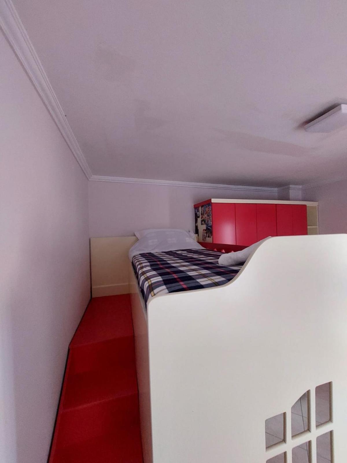 Gex Guest House Tirana Esterno foto